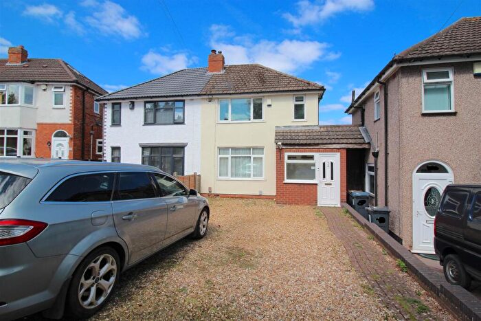 2 Bedroom Semi-Detached House To Rent In Normanton Avenue, Sheldon, Birmingham, B26