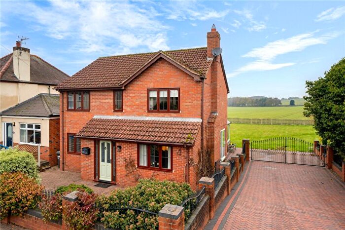 4 Bedroom Property For Sale In Burlish Crossing, Stourport-On-Severn, DY13