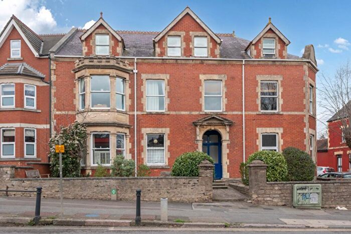 1 Bedroom Flat For Sale In Portway, Frome, BA11