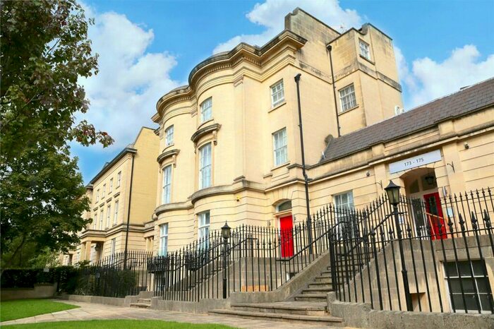 2 Bedroom Apartment To Rent In Kings Road, Reading, Berkshire, RG1