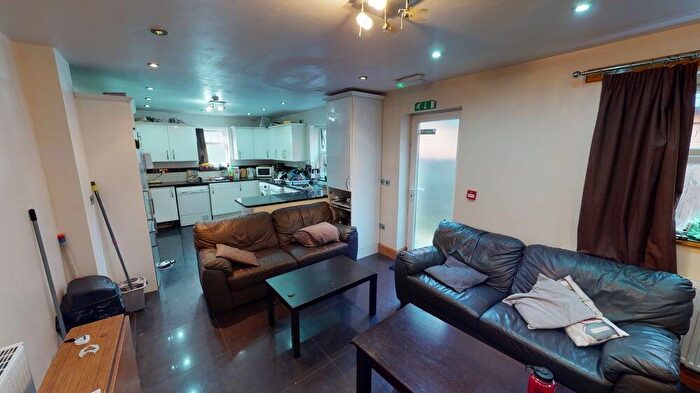 8 Bedroom House To Rent In Bournbrook Road, Selly Oak, B29