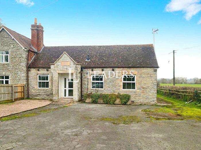 3 Bedroom Bungalow To Rent In Tirley, Gloucestershire, GL19