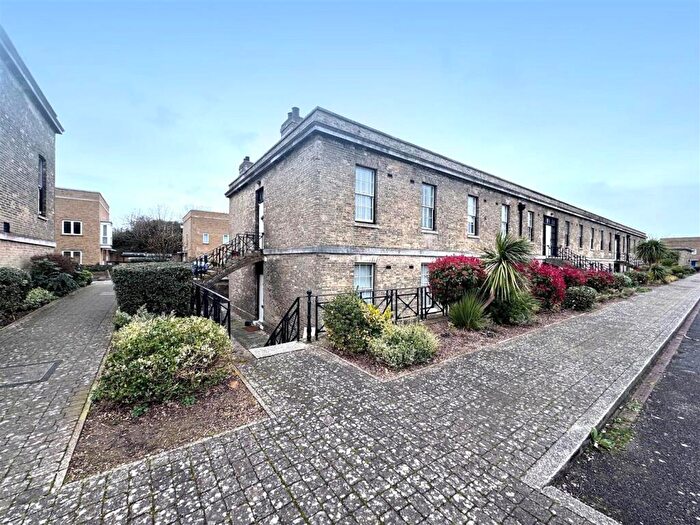 2 Bedroom Apartment To Rent In Henry Player Avenue, Gosport, PO12