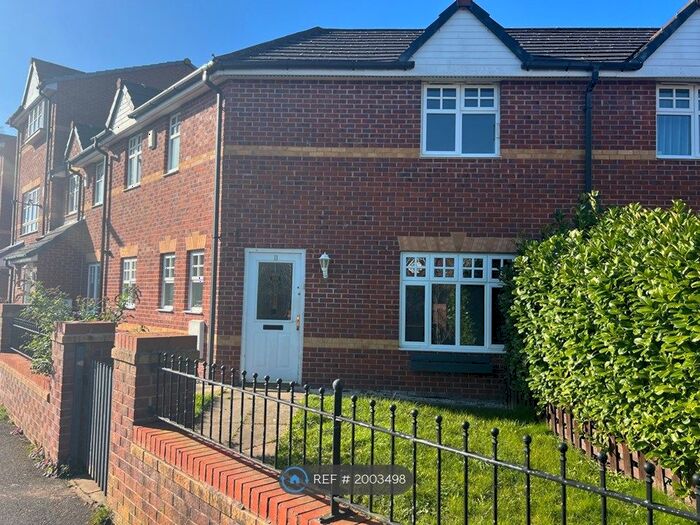 3 Bedroom Terraced House To Rent In Sandycroft Avenue, Wythenshawe, Manchester, M22