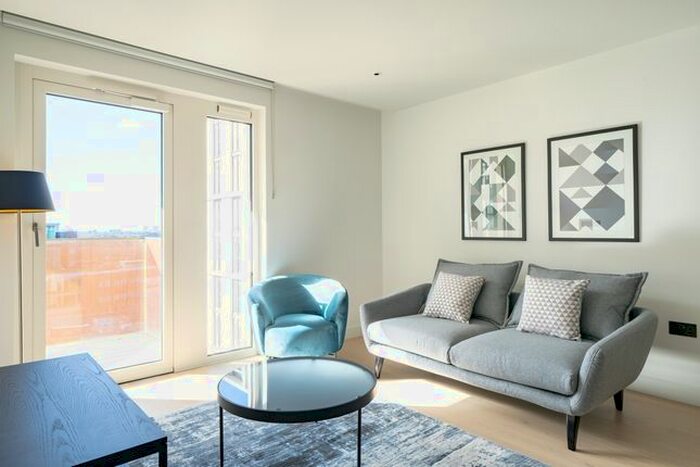 1 Bedroom Flat To Rent In Fountain Park Way, London, W12