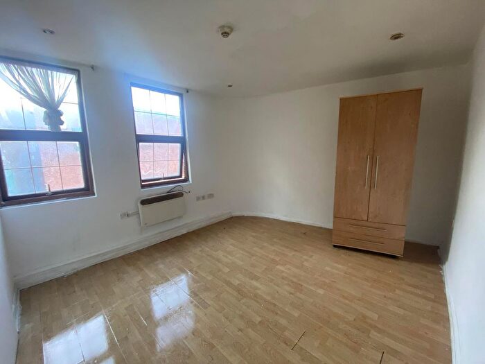Studio To Rent In Wick Lane, London, E3