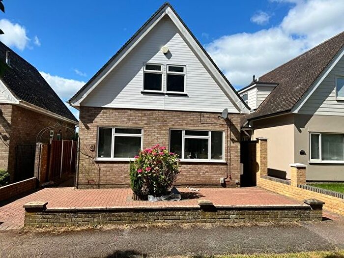 4 Bedroom Detached House To Rent In Bedroom Detached Property, Putnoe Bedford, MK41