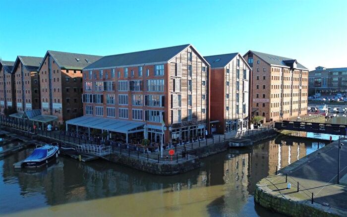 1 Bedroom Apartment For Sale In Merchants Quay, Gloucester Docks, GL1