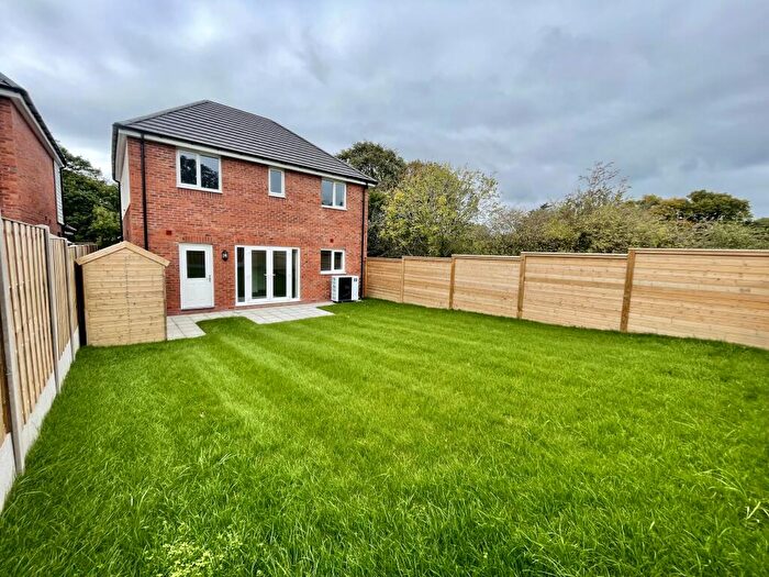 4 Bedroom House To Rent In Glan Conwy, LL28