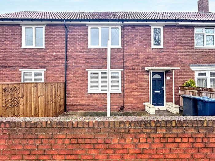 2 Bedroom Flat To Rent In Finchale Road, Hebburn, NE31