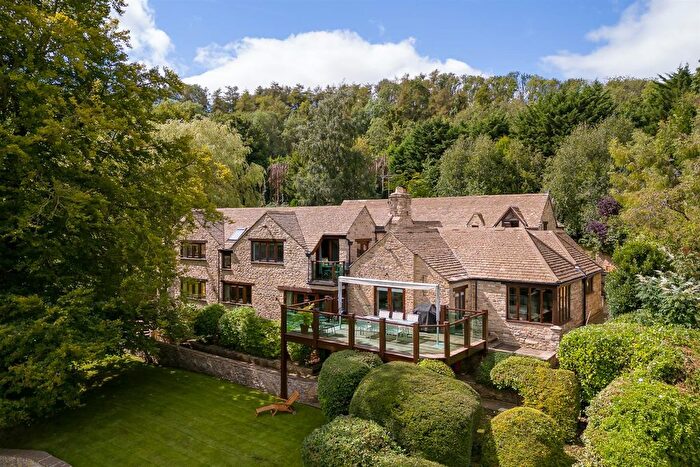 7 Bedroom Detached House For Sale In Charlton Hill, Cheltenham, GL53