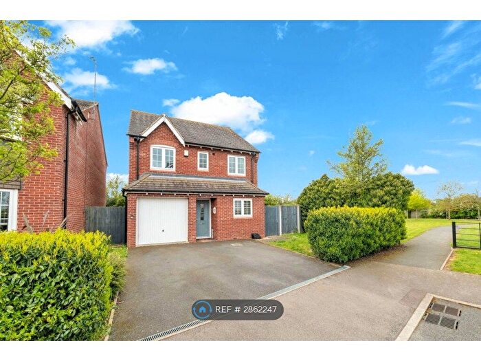 3 Bedroom Detached House To Rent In Hutton Close, Loughborough, LE12