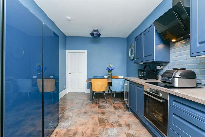 2 Bedroom Flat For Sale In Cassels Street, Carluke, ML8