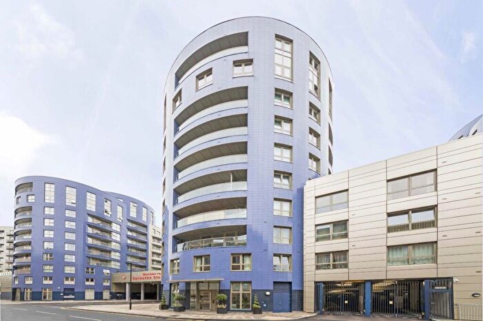 1 Bedroom Flat To Rent In Queensland Road, Islington, N7