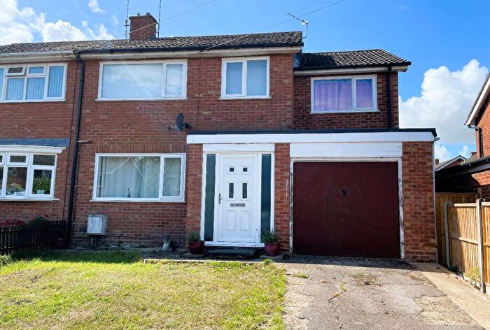 4 Bedroom Semi-Detached House For Sale In Brookside, Bozeat, Wellingborough, NN29
