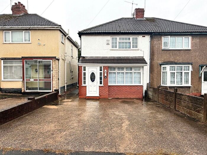 3 Bedroom Semi Detached House For Sale In Moreton Road, Wolverhampton, West Midlands, WV10