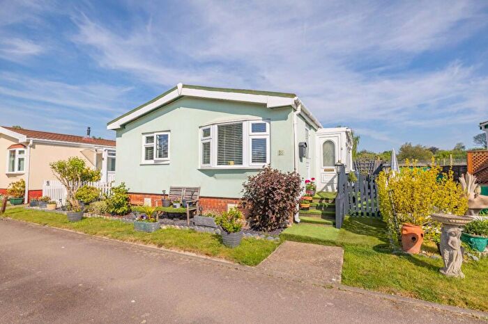 2 Bedroom Park Home For Sale In Four Horseshoes Park, Seasalter Road, Graveney, Faversham, ME13