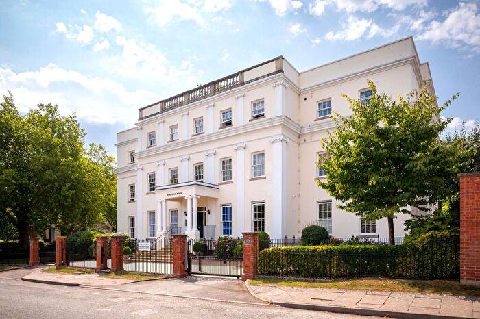 2 Bedroom Apartment For Sale In Ashfield House, Bayshill Lane, GL50