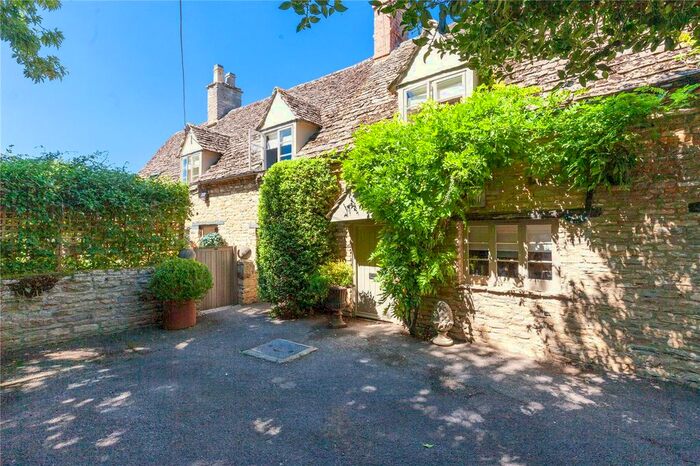 3 Bedroom Country House For Sale In Cross Tree Lane, Filkins, Lechlade, GL7