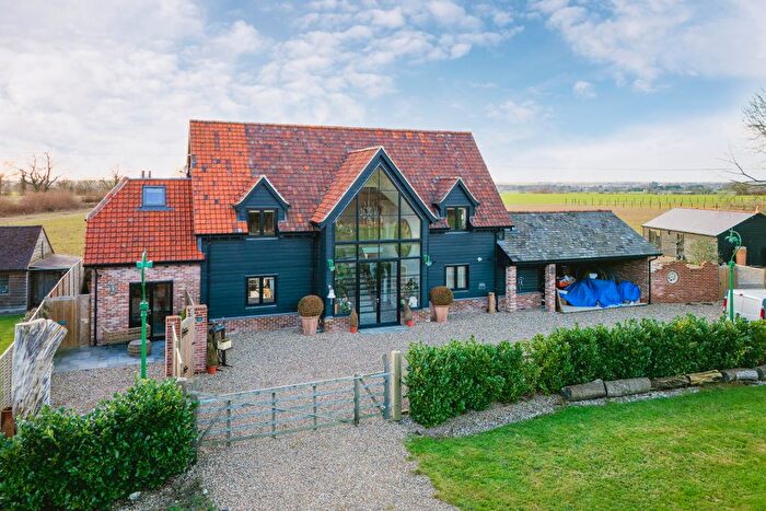 5 Bedroom Barn Conversion For Sale In Woodside Green, Bishop's Stortford, CM22
