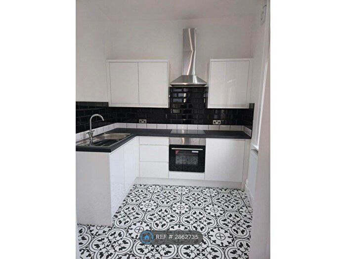 2 Bedroom Flat To Rent In Liverpool Rd, Liverpool, L23