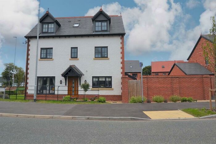 4 Bedroom Detached House To Rent In Alder Way, Holmes Chapel, CW4