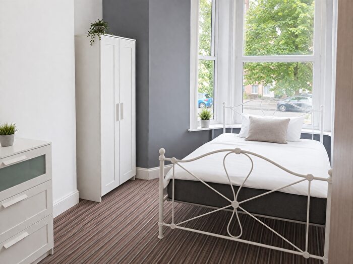 1 Bedroom House Of Multiple Occupation To Rent In Llanbleddian Gardens, Cardiff, CF24