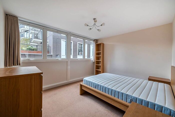 2 Bedroom Flat To Rent In Clipstone Street, Fitzrovia, London, W1W