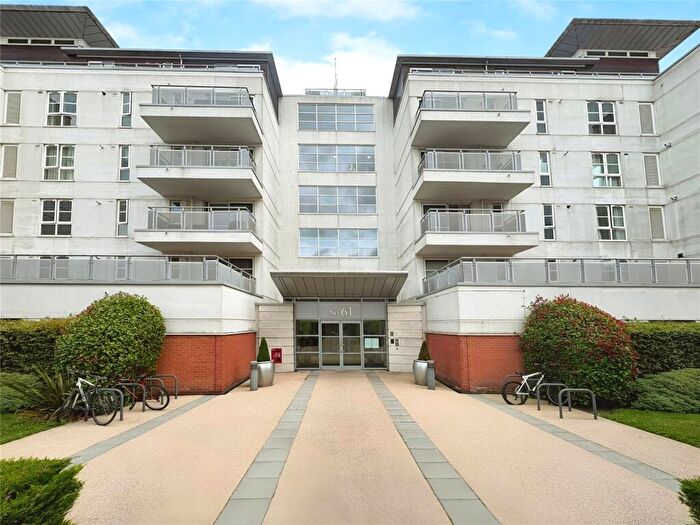 1 Bedroom Flat For Sale In Watkin Road, Leicester, Leicestershire, LE2
