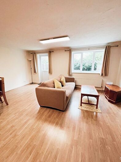 3 Bedroom Terraced House To Rent In Basevi Way, London, SE8