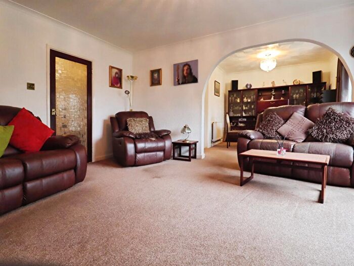 3 Bedroom Detached Bungalow For Sale In Corbett Road, Penarth, CF64