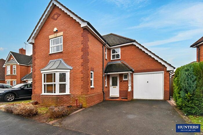 4 Bedroom Property To Rent In Wych Elm Road, Oadby, Leicester, LE2