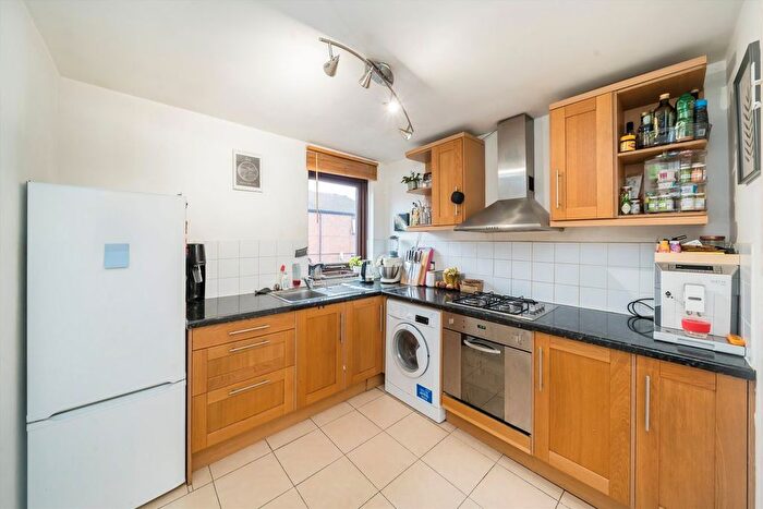 1 Bedroom Flat To Rent In Beswick Mews, London, NW6