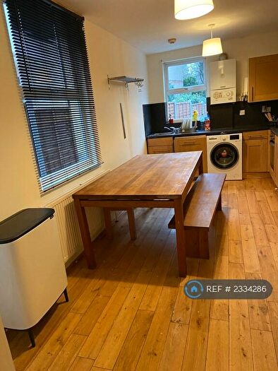 4 Bedroom Terraced House To Rent In Swinnerton Street, Homerton Hackney East London, E9
