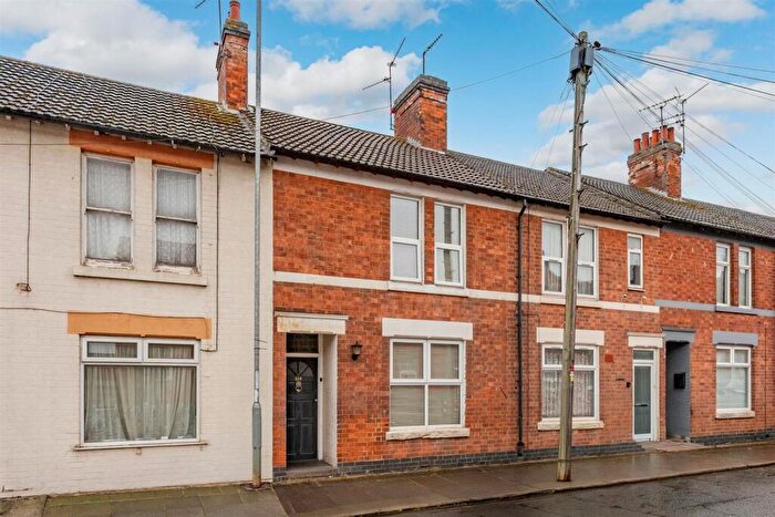 3 Bedroom Terraced House For Sale In , Regent Street, Kettering, NN16
