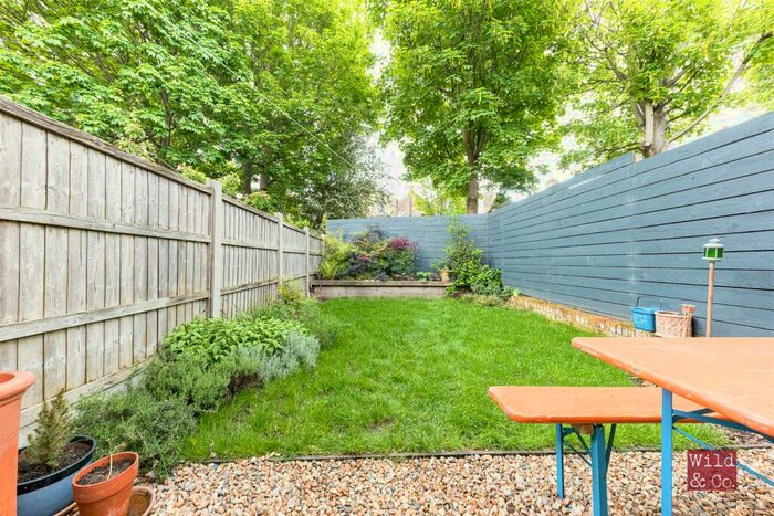 3 Bedroom House To Rent In Elmcroft Street, Hackney, E5