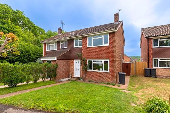 3 Bedroom Semi-Detached House For Sale In Michelham Road, Uckfield, TN22