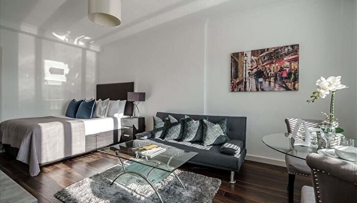 1 Bedroom Property To Rent In Hill Street, London, W1J