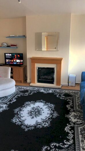 2 Bedroom Flat To Rent In Park Lane, Hornchurch, Essex, RM11