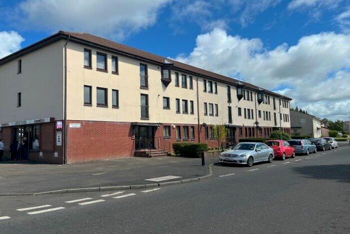 2 Bedroom Flat To Rent In Vancouver Drive, Glasgow, G75