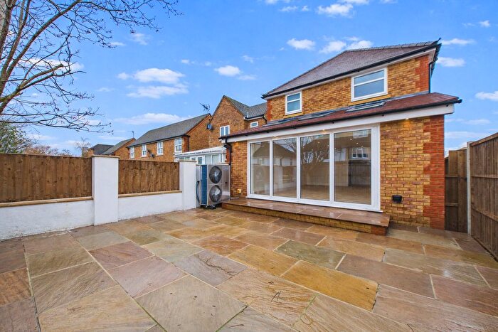 3 Bedroom Detached House For Sale In Off Dowling Court, Hemel Hempstead, HP3