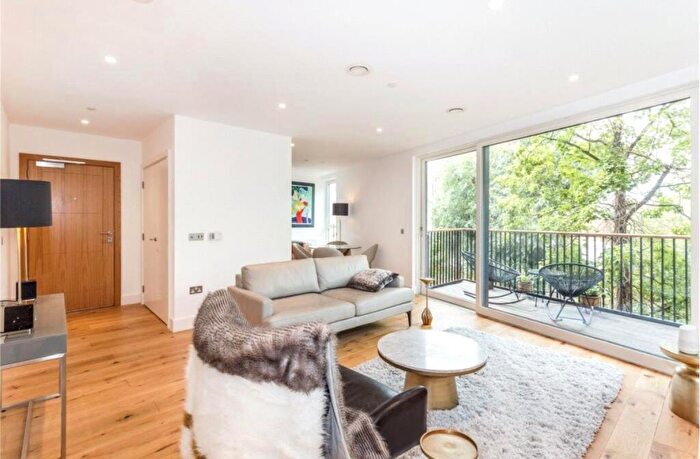 2 Bedroom Apartment To Rent In Norfolk Street, Oxford, OX1