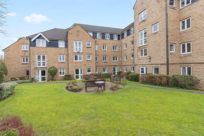 1 Bedroom Flat For Sale In Carnegie Court, Springs Lane, Ilkley, LS29