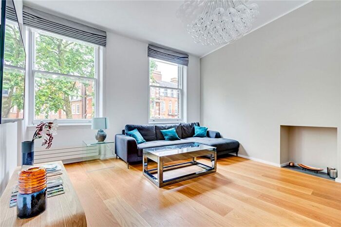 2 Bedroom Flat To Rent In Old Brompton Road, London, SW5