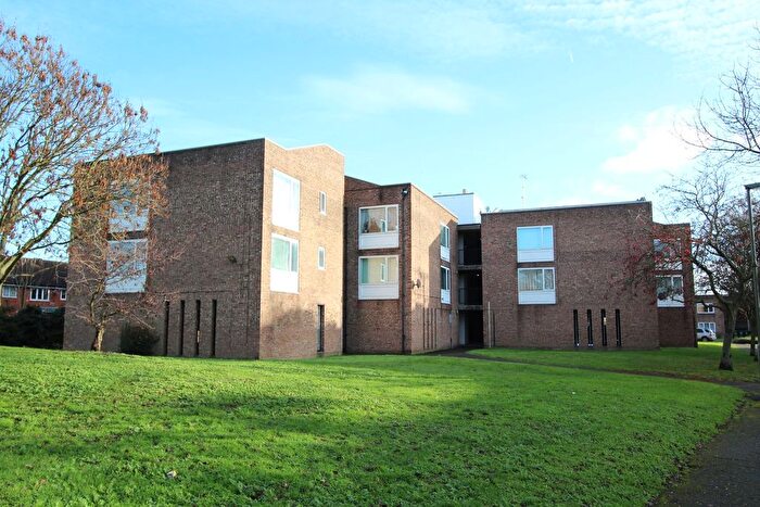 Studio To Rent In Whitley Close, Stanwell, Staines-Upon-Thames, TW19