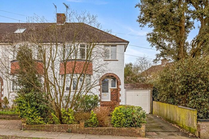 3 Bedroom Semi Detached House For Sale In Wilmington Way, Brighton, BN1