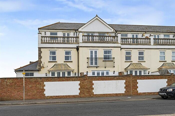 3 Bedroom House For Sale In Esplanade Mews, Seaford, BN25
