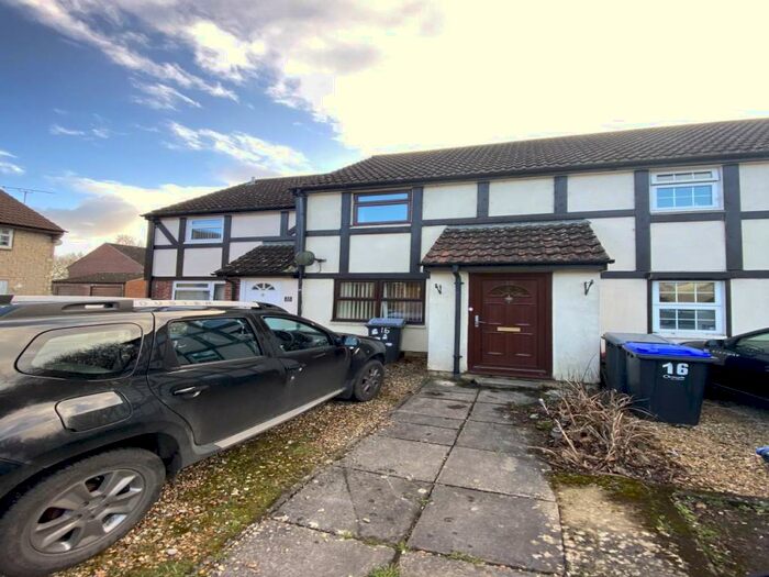 2 Bedroom House To Rent In Chalfield Close, Warminster, Wiltshire, BA12