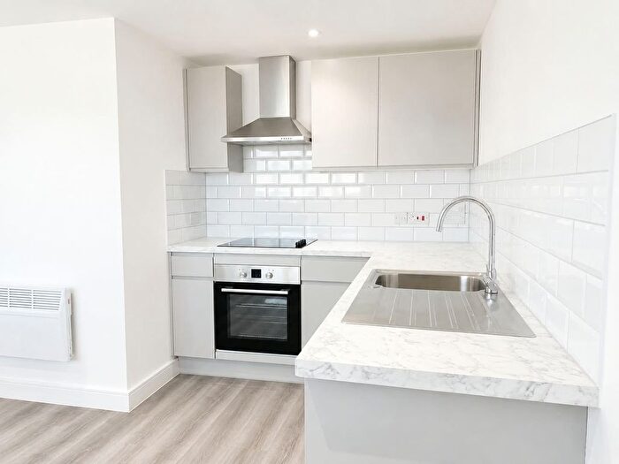 1 Bedroom Flat To Rent In College Place, Southampton, SO15