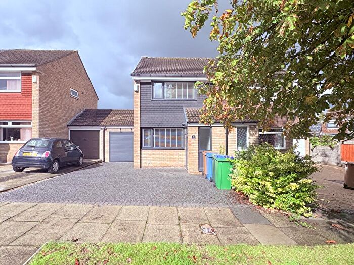 2 Bedroom Semi-Detached House To Rent In Witham Close, Heywood, OL10